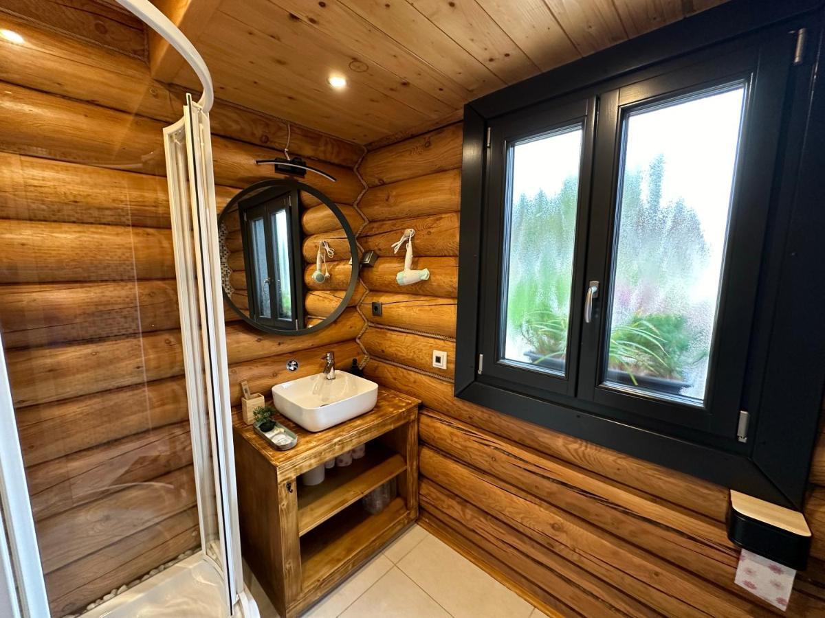 Roenk Relax Apartment Miskolc Luaran gambar