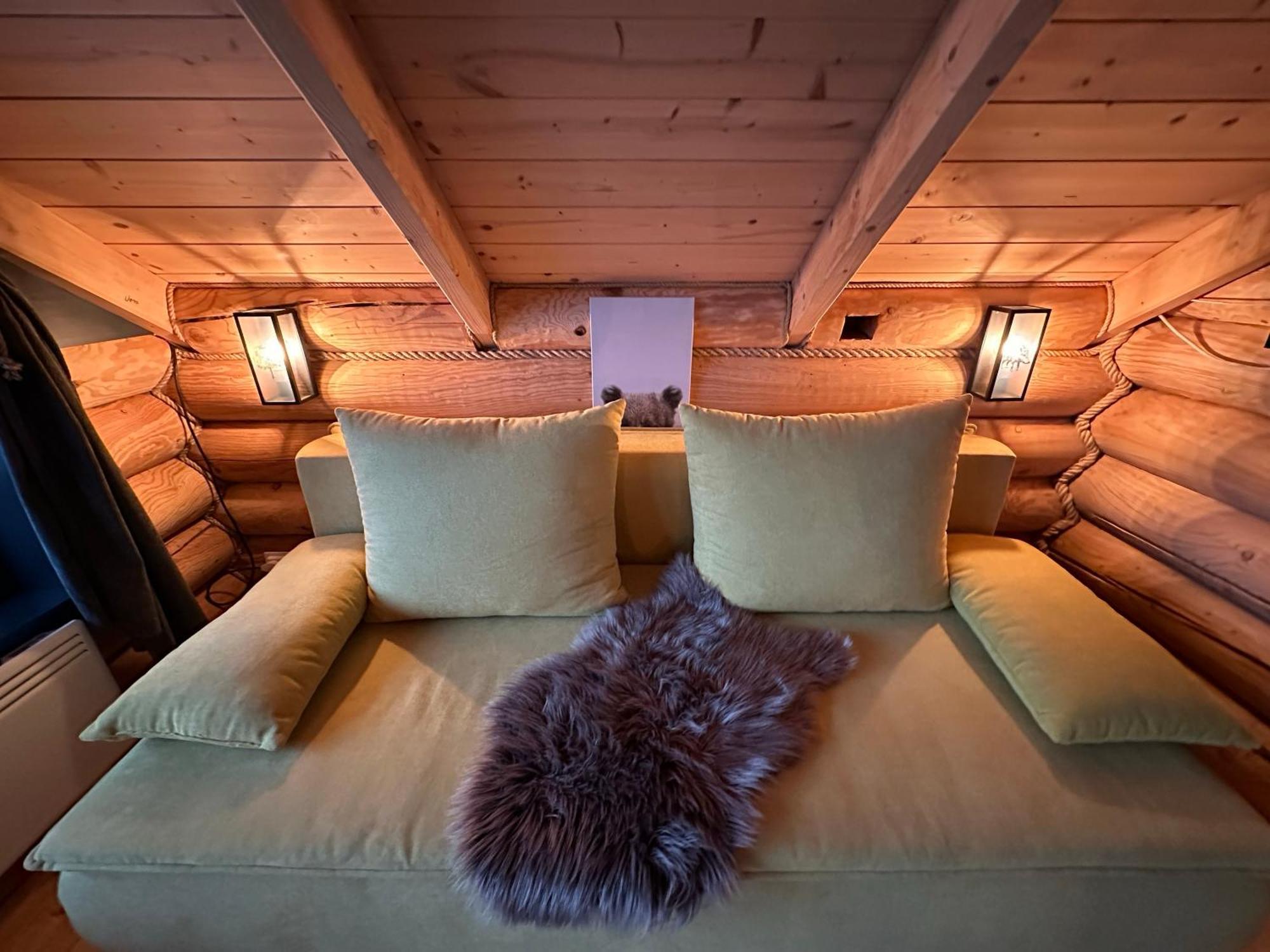 Roenk Relax Apartment Miskolc Luaran gambar
